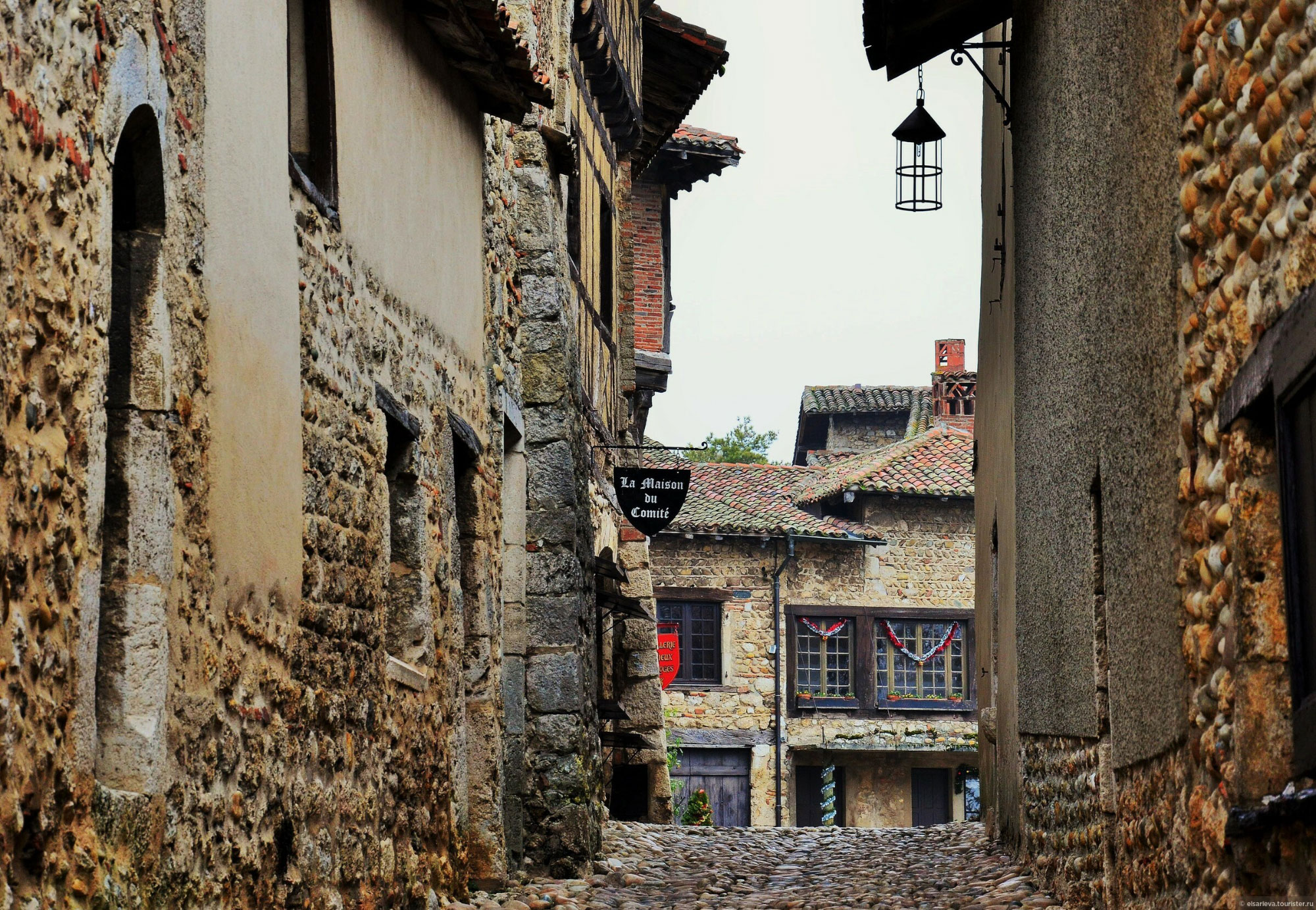 Perouges